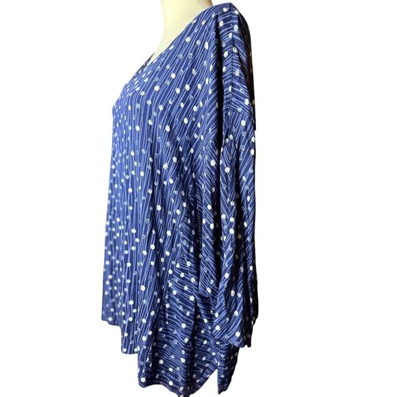 Catherines Navy Blue Tunic Top, Polka Dot Dandelion Print, Plus Size 3XL - Picture 3 of 5